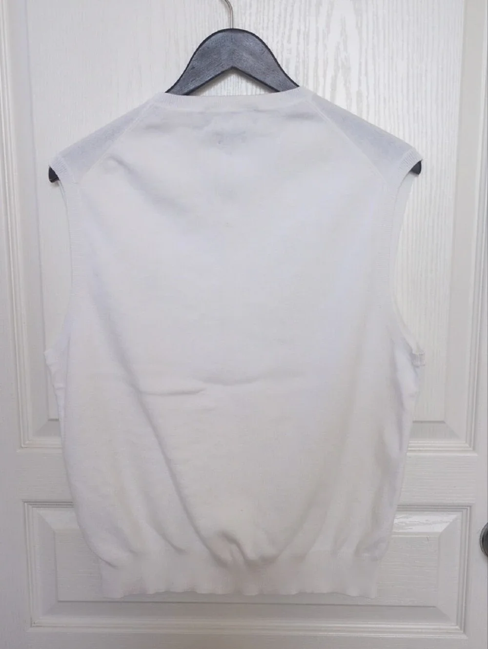 Polo Ralph Lauren sleeveless neck